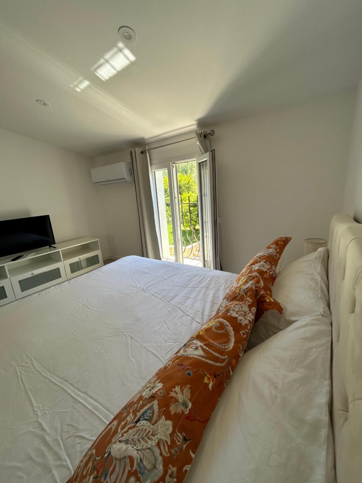 Duplex Oliveraie Piscine Au Sel Marin Et Parking Leilighet *